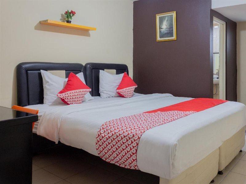 Audah Guesthouse Syariah Redpartner Jakarta Exteriér fotografie